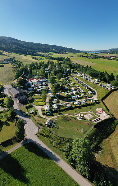 Drohnenaufnahme vom Camp Mondseeland
