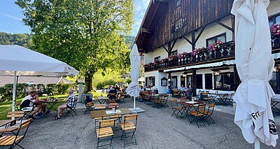 Gastgarten vom Gasthof Fohlenhof in Mondsee